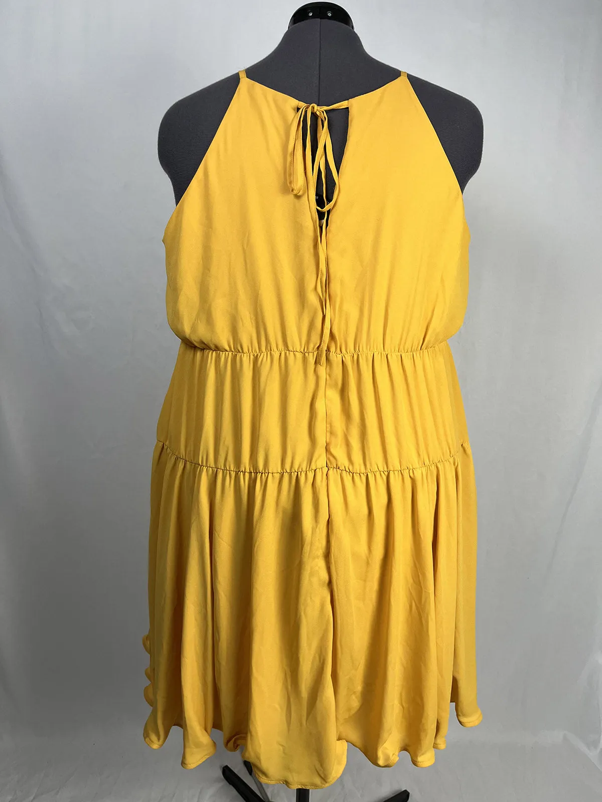 6th & LN Size 22 Mustard Yellow Dress