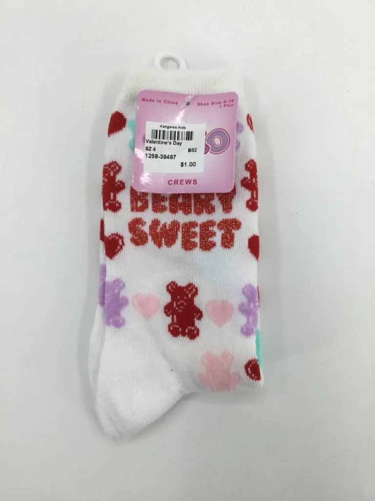 brandless Child Size 4 Red Valentine's Day Socks