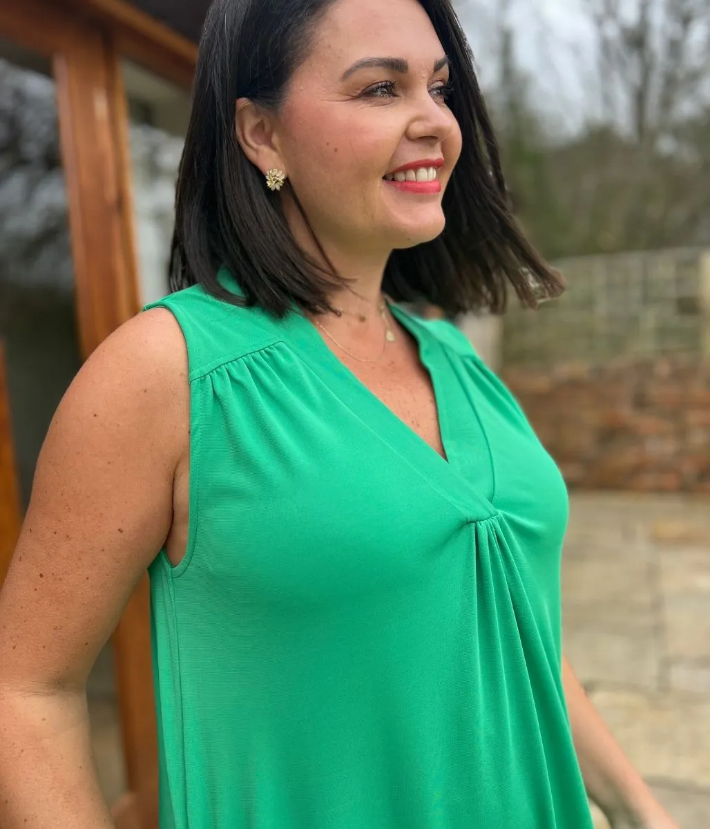 Green Sleeveless Shift Dress