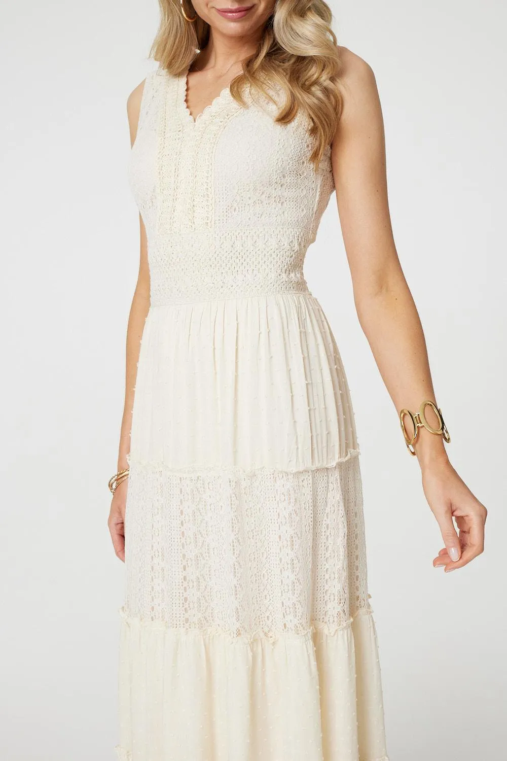 Lace Detail Sleeveless Tiered Maxi Dress