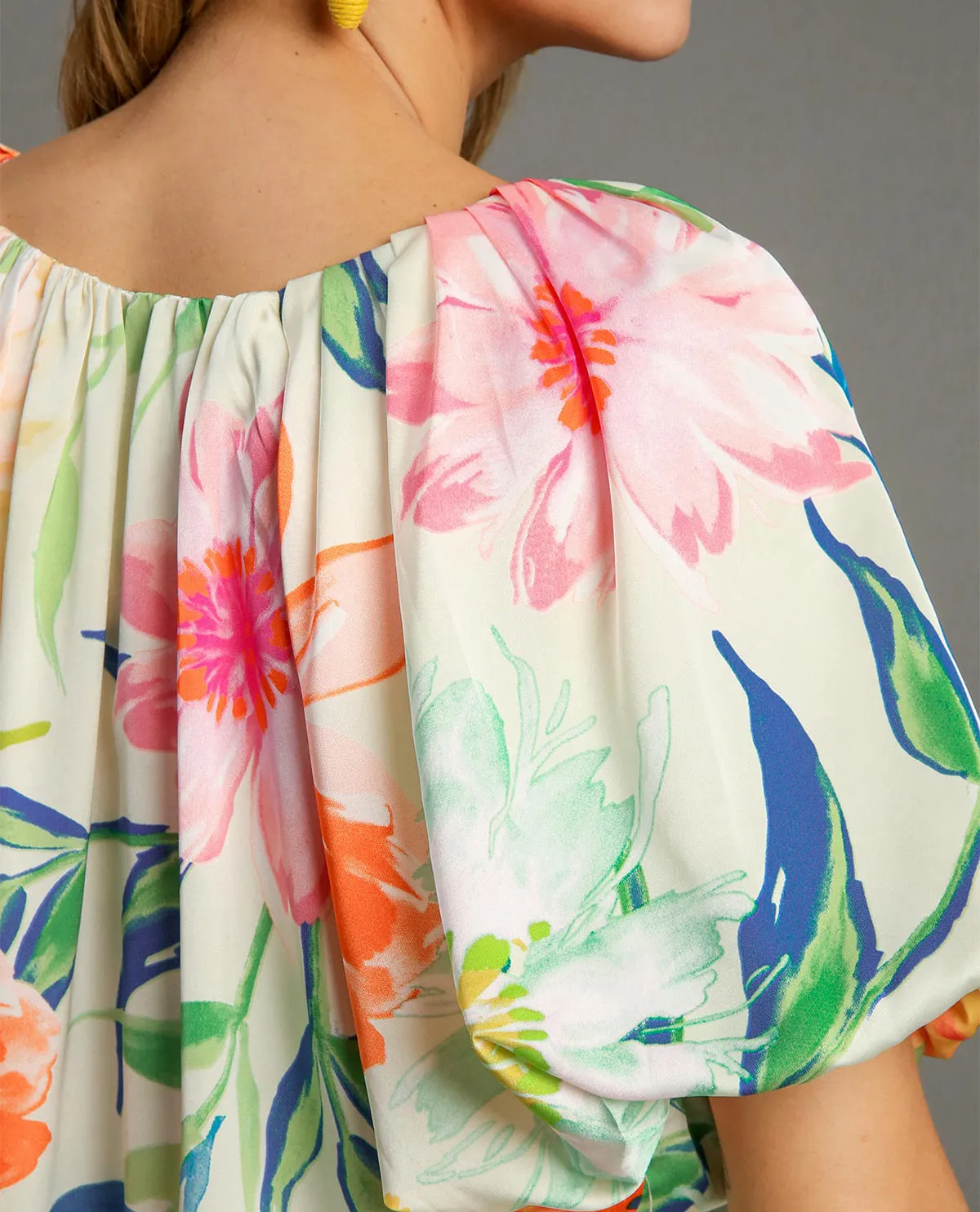 Pleated Floral Print Round Neck Top