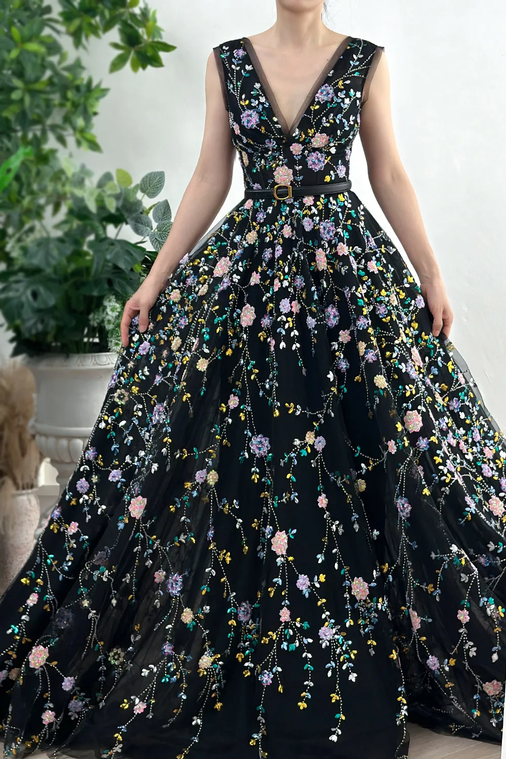 Sleeveless V Neck Colorful Sequin Floral Black Dress